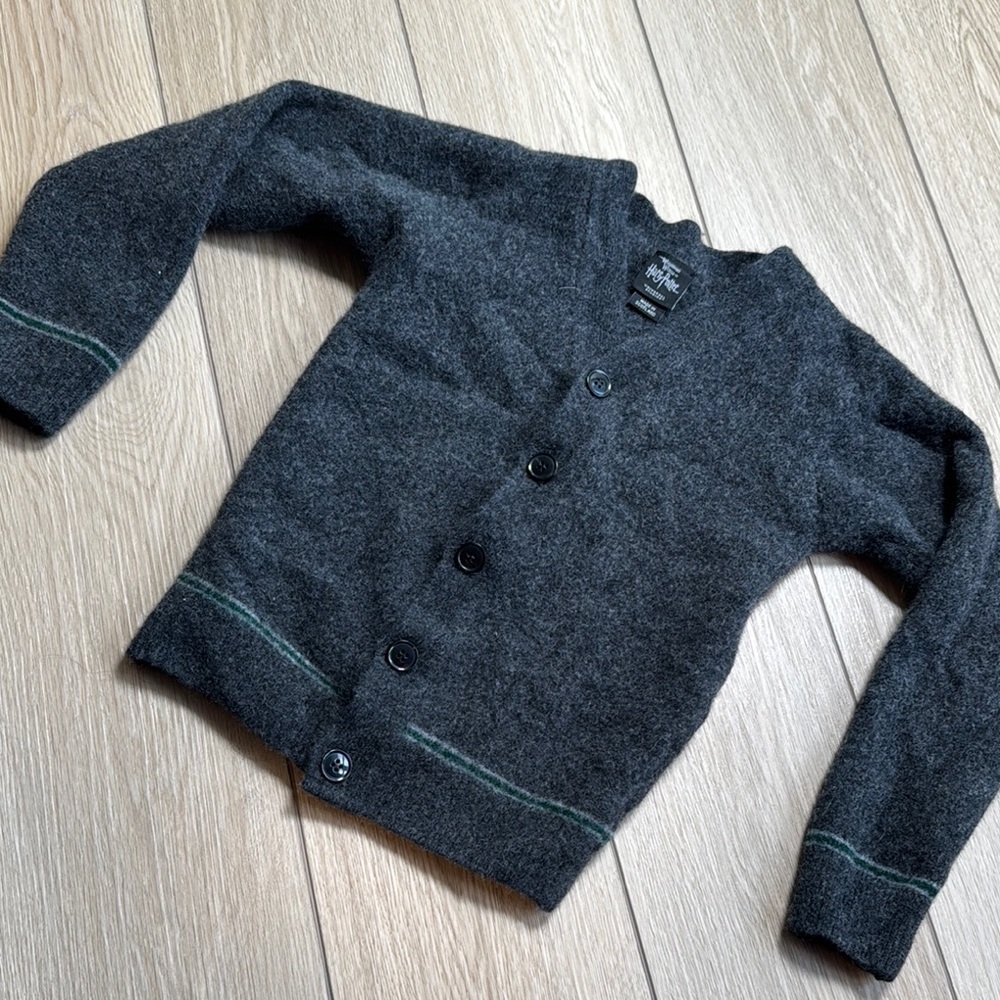 The Wizarding World of Harry Potter Lambswool Cardigan Size XS Made in Scotland